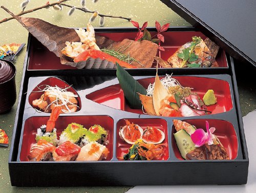 弁当容器 尺3 角木目松花堂 溜 仕切り別 の通販 フクジネット 弁当容器 尺3 角木目松花堂 溜 仕切り別 の通販 フクジネット