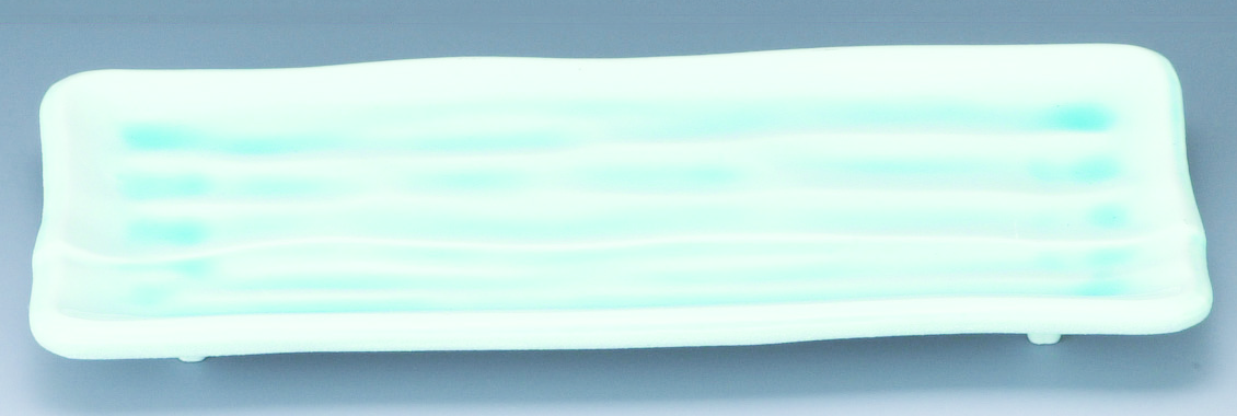 8寸 荒彫焼物皿 青磁